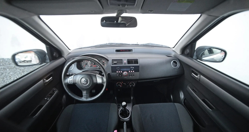 Suzuki Swift cena 8700 przebieg: 200000, rok produkcji 2009 z Jarocin małe 704